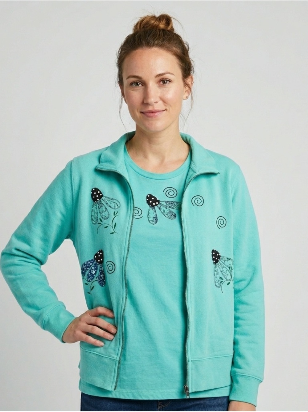 Aqua T-shirt & zip jacket appliqué daisy medium
